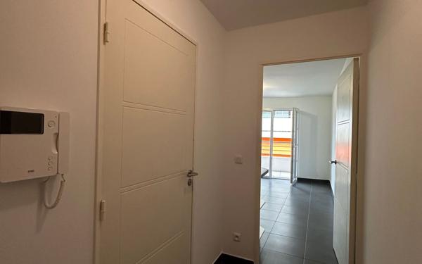 Appartement à vendre    2 pièces • 23,69 m2 Nice