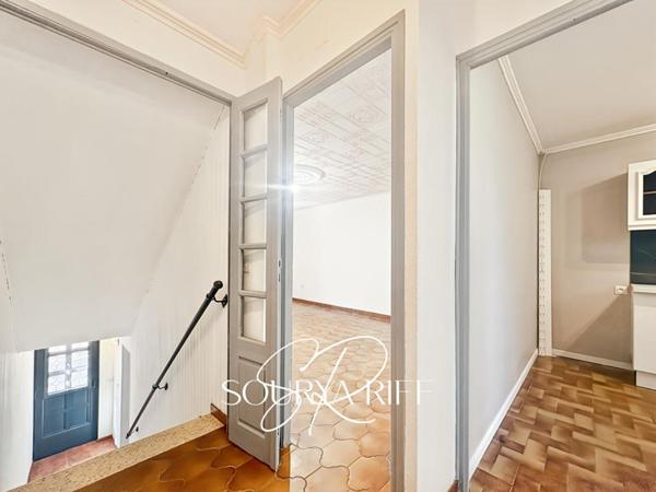 Maison de ville située au coeur de la Bastide de Carcassonne, 75 m2