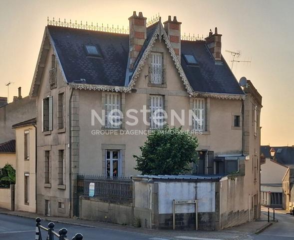Maison Bourgeoise de 160 m² à Bressuire - Un Potentiel Exceptionnel