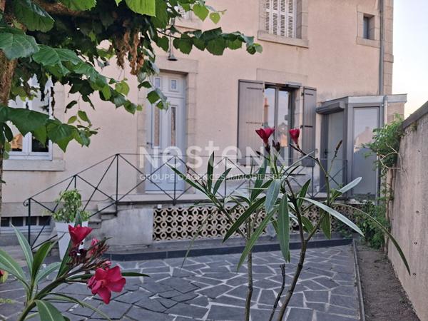 Maison Bourgeoise de 160 m² à Bressuire - Un Potentiel Exceptionnel