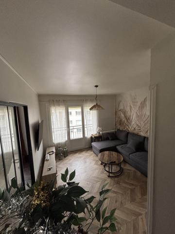 APPARTEMENT BASSE VILLE