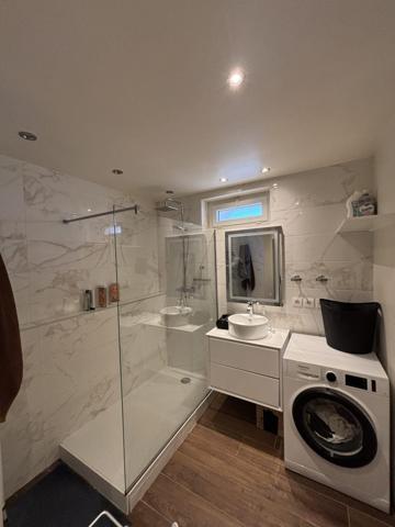APPARTEMENT BASSE VILLE