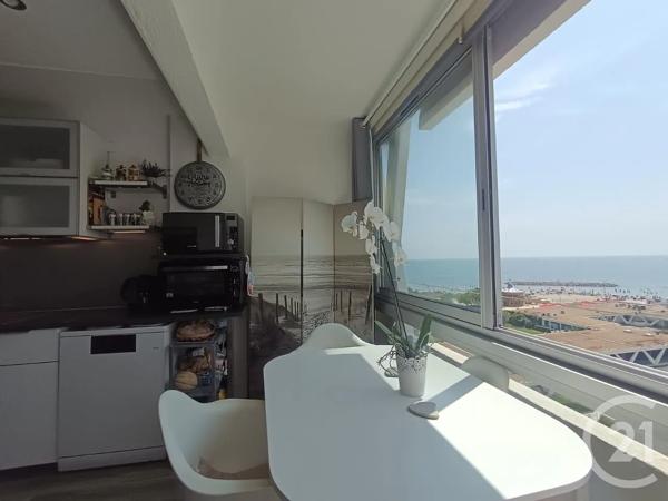 Appartement F1 à vendre  1 pièce - 31,12 m 2   LA GRANDE MOTTE  - 34