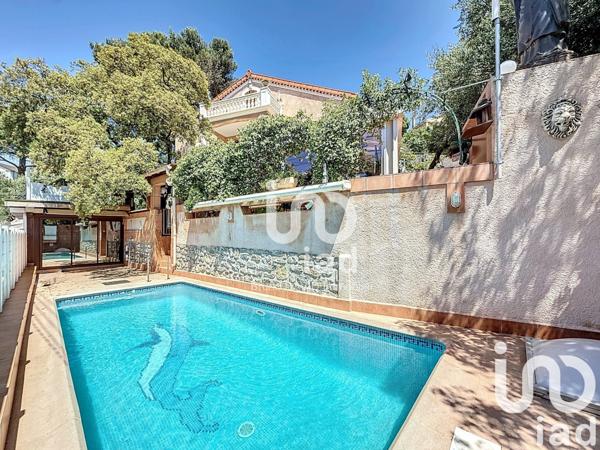 Maison 8 pièces de 207 m² à Hyères (83400)