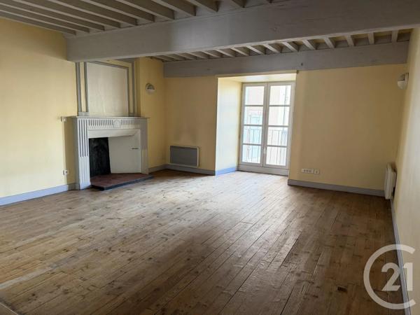 Appartement à vendre  4 pièces - 118 m 2   CAHORS  - 46