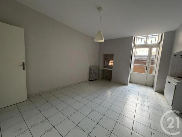 Appartement à vendre  4 pièces - 118 m 2   CAHORS  - 46