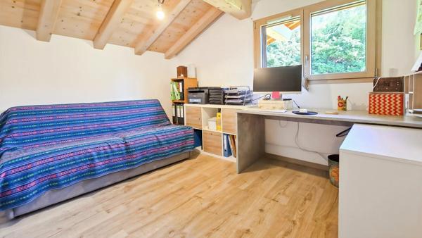 Chalet moderne et chaleureux  de 156 m² habitables sur 1330 m² de terrain