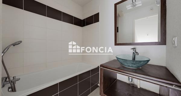 À vendre Appartement 2 pièces 40 m² - Ambarès-et-lagrave 33440