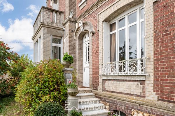 Maison bourgeoise 1900 avec jardin et arbres centenaires