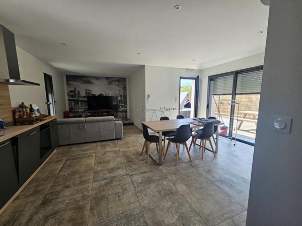Maison à louer Saint Jean De Monts : 3 pièces, 66m² avec 2 chambre(s) à 880€ - AJP Immobilier St-Gilles-Croix-de-Vie
