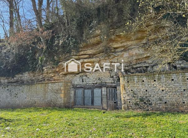 Maison - 11 pièces -  298m2