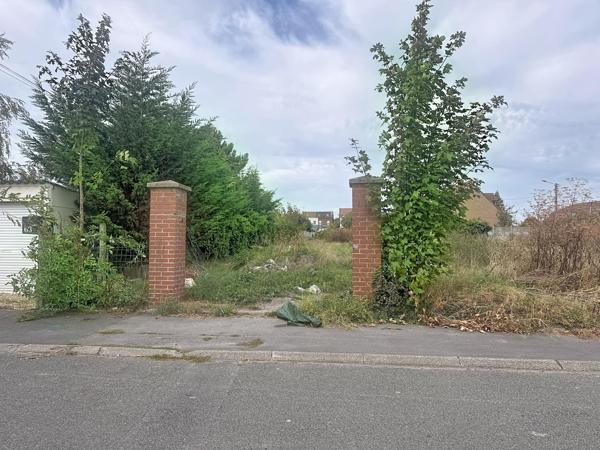 TERRAIN CONSTRUCTIBLE