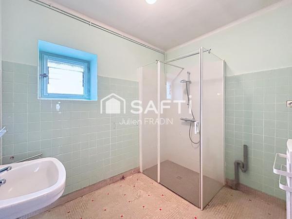 Maison 3 chambres + potentiel d'aménagement à l'étage !