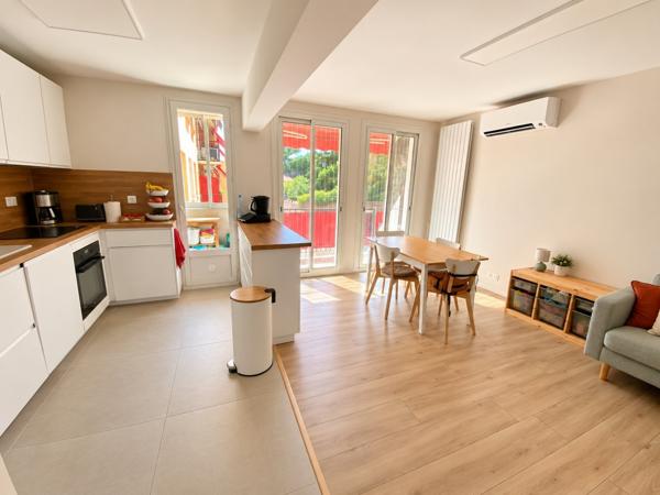 Appartement à VILLEFRANCHE SUR MER (06230)