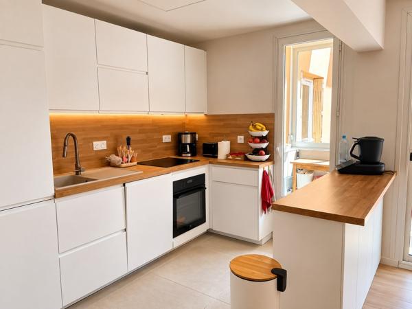 Appartement à VILLEFRANCHE SUR MER (06230)