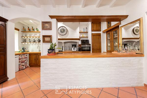 Maison de caractère avec studio en coeur de village, entre CASTRES et REVEL