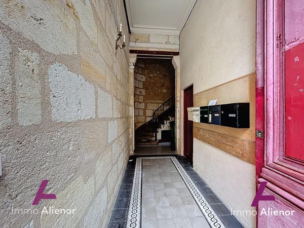 Local commercial Quartier Capucins 66,5 m² en rdc
