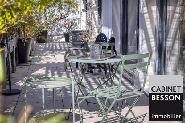 CENTRE VILLE - DERNIER ETAGE - TERRASSE