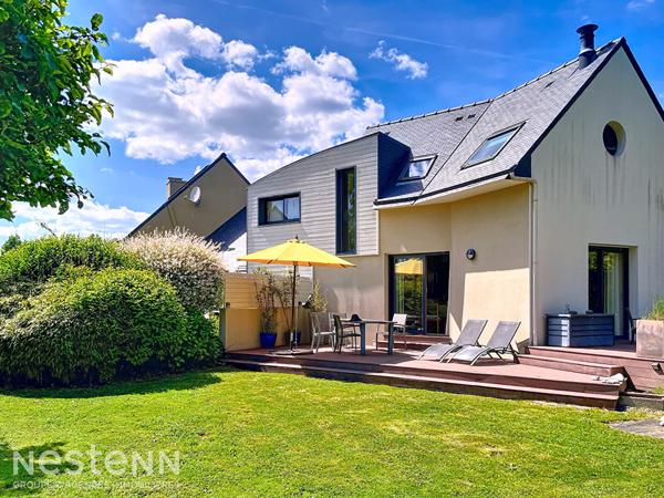 Maison d'architecte de près de 200m² à Clohars-Carnoët, 6 chambres