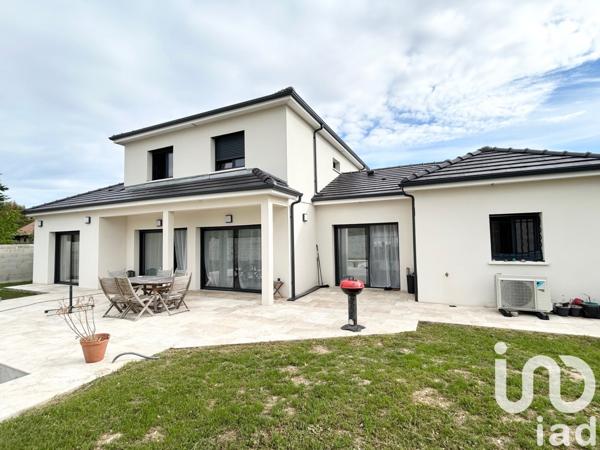 Maison à vendre 6 pièces 198 m² Saint-Doulchard