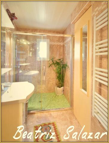 Maison récente datant 2011, 5 pièces environ 134m² , en parfait état à environ 25mn de Digne les Bains.