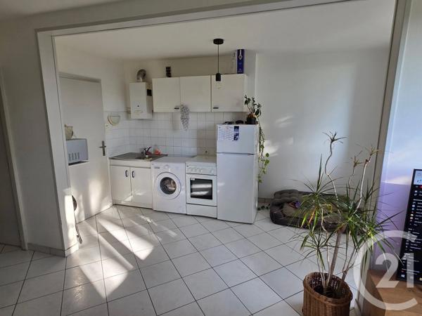 Appartement F2 à vendre  2 pièces - 42,27 m 2   ST ETIENNE  - 42