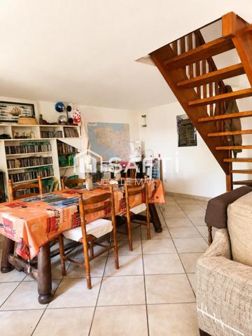 Maison en pierre pleine de charme.