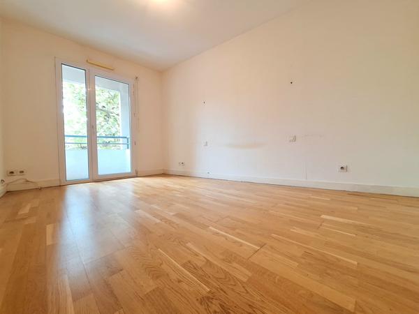 Appartement 3 pièce(s) 2 chambre(s) 70 m²