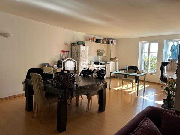 MAGNIFIQUE APPARTEMENT LUMINEUX EN COEUR DE PONS