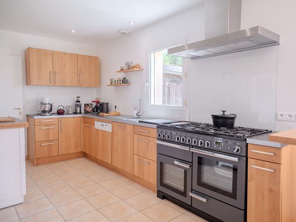 44470 MAUVES SUR LOIRE Maison 44470 Mauves Sur Loire 6 pièce(s) 137 m2 vie de plain pied !!!