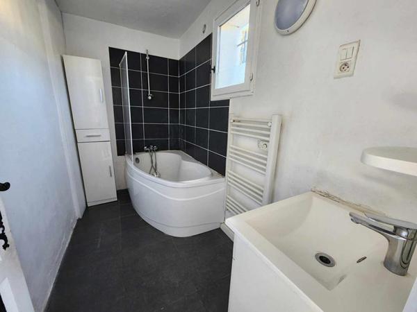 Maison 5 pièces- Jardin piscinable -Proche des commodités