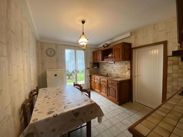 Charmante maison familiale T4 avec jardin et garage Quartier calme et recherché dans Oloron-Sainte-Marie