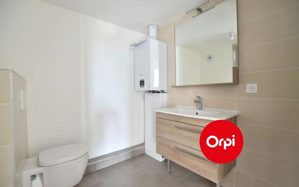 Appartement à louer    2 pièces • 46,50 m2 Corbas