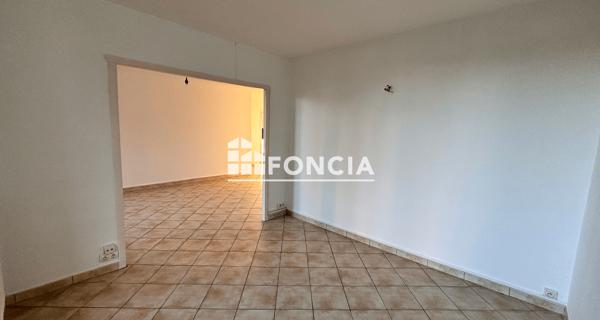 Location Appartement 4 pièces 64.54 m² - Montélimar 26200