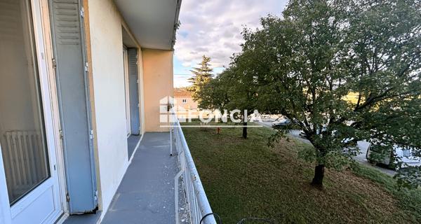 Location Appartement 4 pièces 64.54 m² - Montélimar 26200