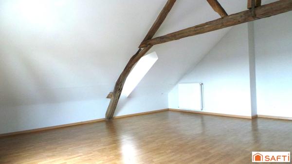 Maison de ville alliant charme et authenticité