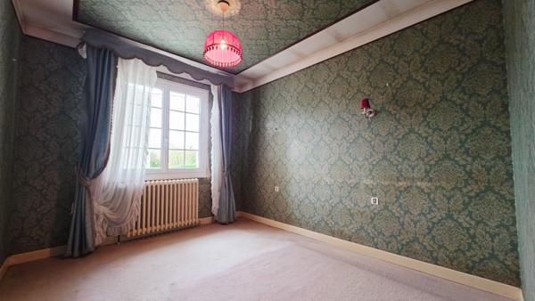 TROUY BOURG MAISON 116M² 6 PIECES SOUS SOL GARAGE JARDIN