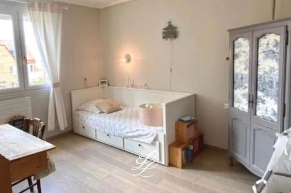 Vente - Maison 7 pièces 138 m 2 LE MANS (72000)