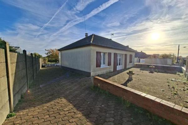 Vente - Maison 3 pièces 65 m 2 LA SUZE SUR SARTHE (72210)