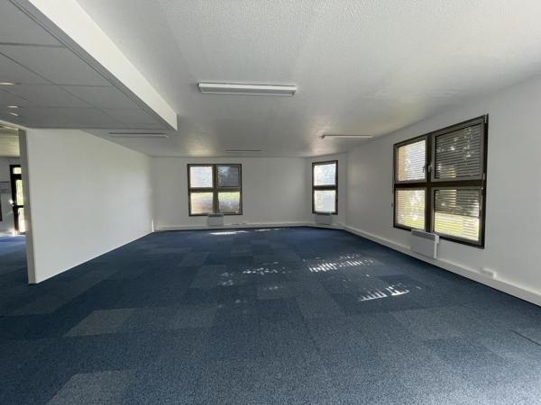 Location Bureau 312 77200 Torcy 837895