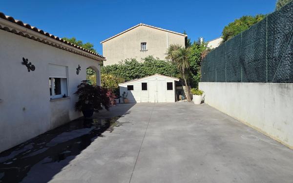 Maison à vendre    5 pièces • 105 m2 Roquevaire