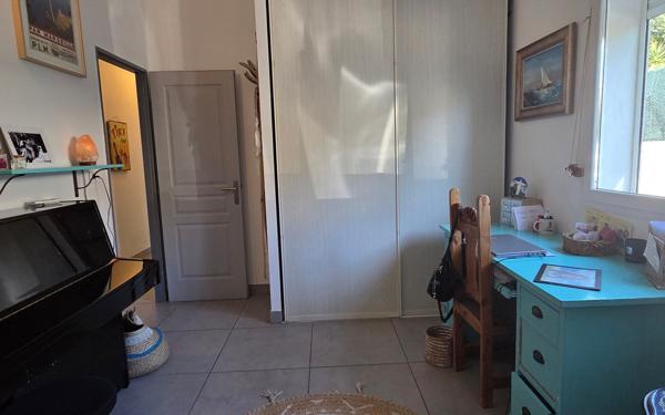 Maison à vendre    5 pièces • 105 m2 Roquevaire