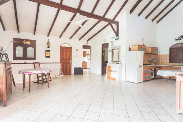 Maison à vendre 4 pièces DESHAIES de 130m2