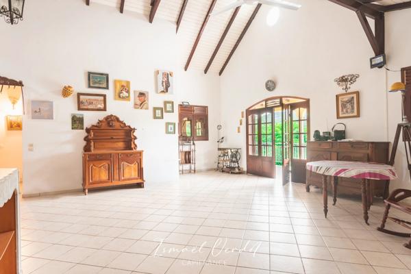 Maison à vendre 4 pièces DESHAIES de 130m2