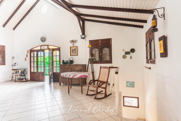 Maison à vendre 4 pièces DESHAIES de 130m2