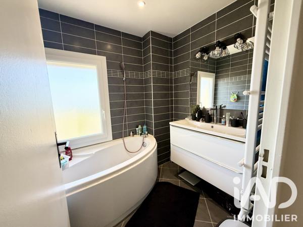 Maison à vendre 4 pièces 121 m² Annonay