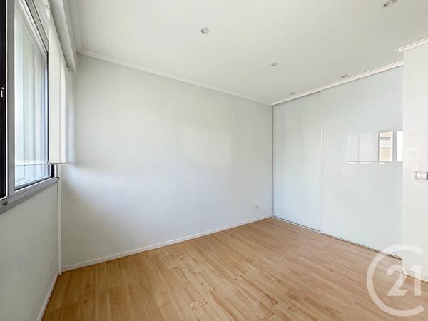 Appartement T3 à vendre  3 pièces - 75,71 m 2   MANDELIEU LA NAPOULE  - 06