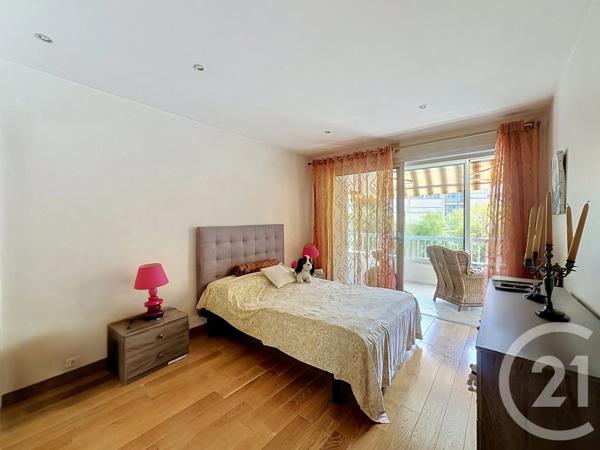 Appartement T3 à vendre  3 pièces - 75,71 m 2   MANDELIEU LA NAPOULE  - 06