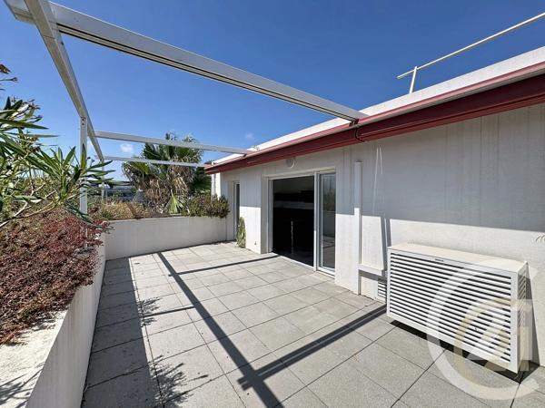 Appartement T3 à vendre  3 pièces - 75,71 m 2   MANDELIEU LA NAPOULE  - 06
