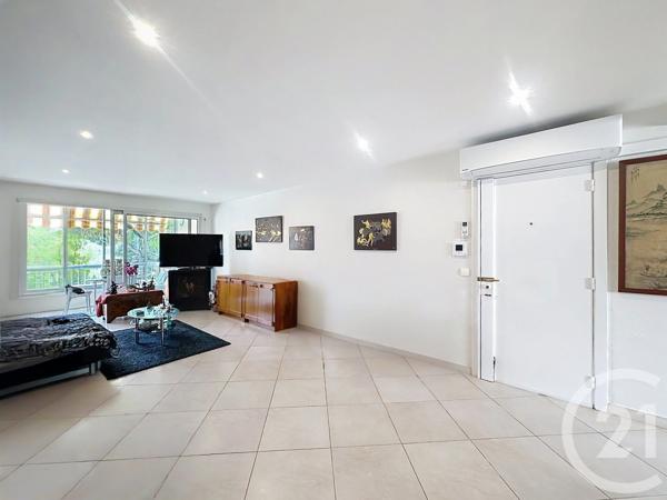 Appartement T3 à vendre  3 pièces - 75,71 m 2   MANDELIEU LA NAPOULE  - 06